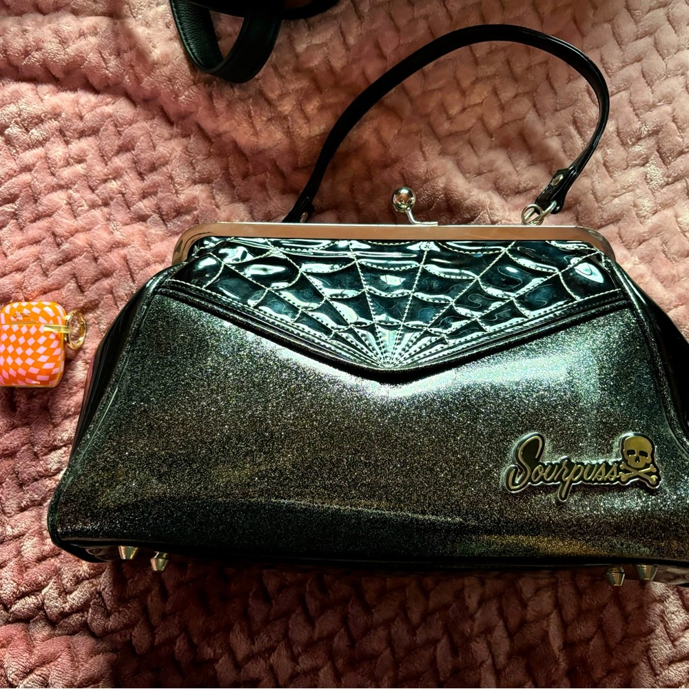 Sourpuss bag